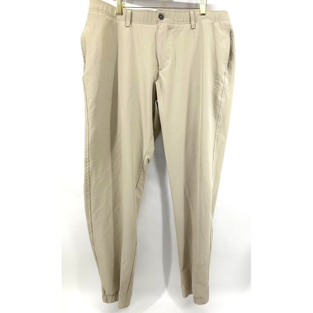 Under Armour Jogger Pants Mens 38x30 Tan Loose Fit Stretch Golf Chino